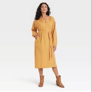 Long sleeve midi dress size large women's in mustard yellow new with tags